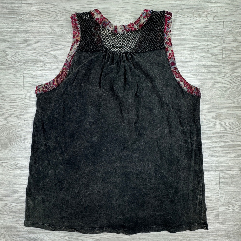 Gimmicks Women's Tank Top Large Black Crochet Lace Paisley Mesh Mixed Media Boho - Picture 2 of 6